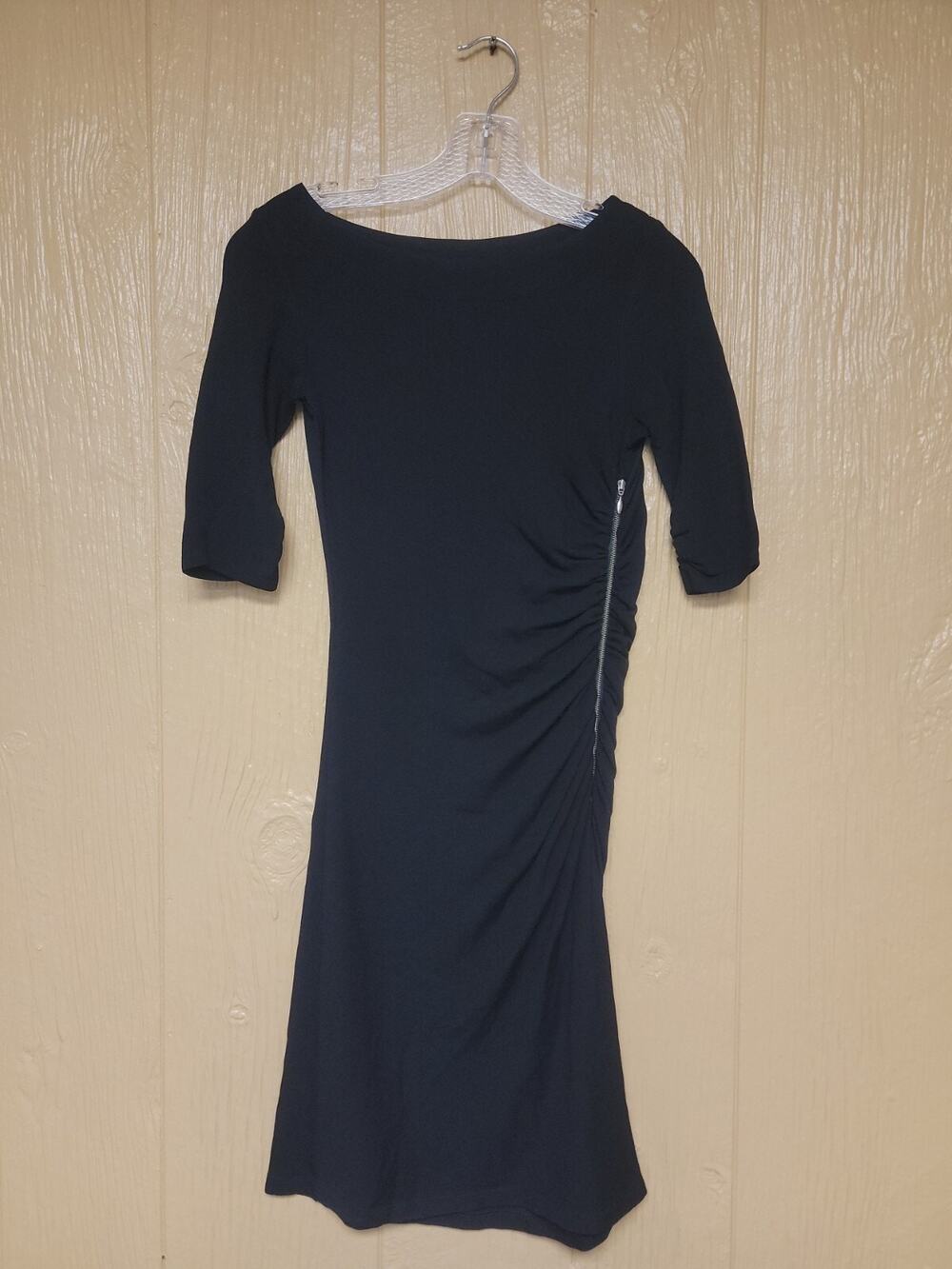 Banana Republic Party Dress Made of Italian Yarn Side Zip & Scrunch sz 0 Black